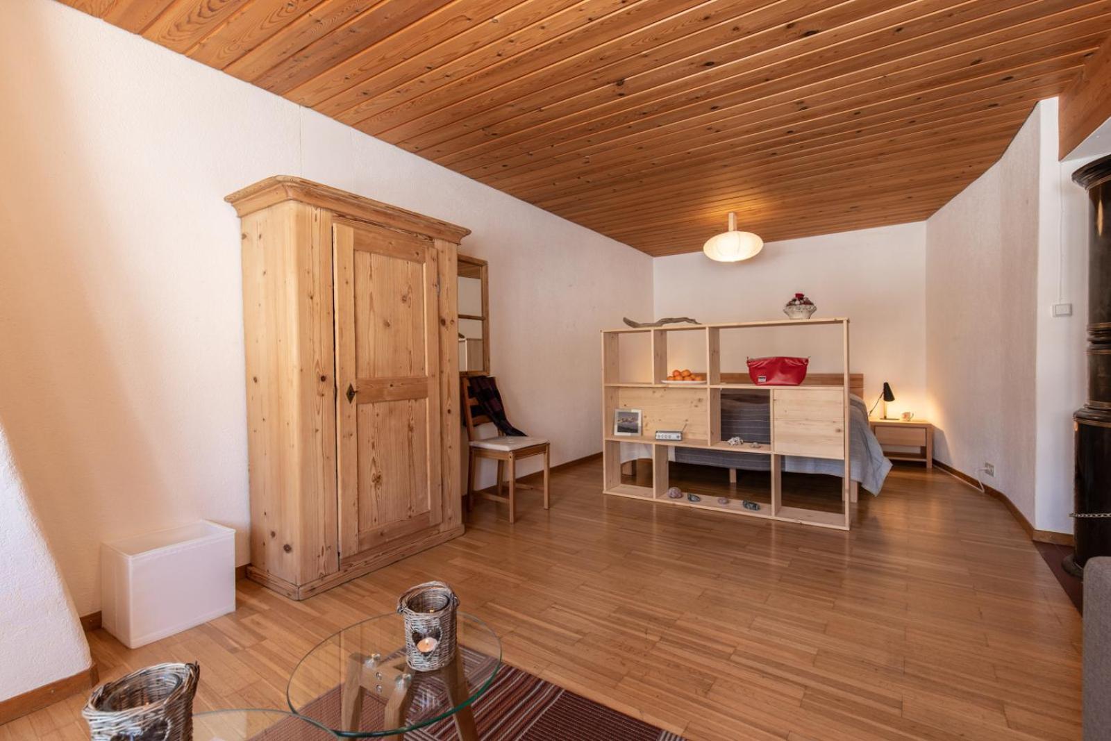 Chasa Curasch Apartment Scuol Bagian luar foto