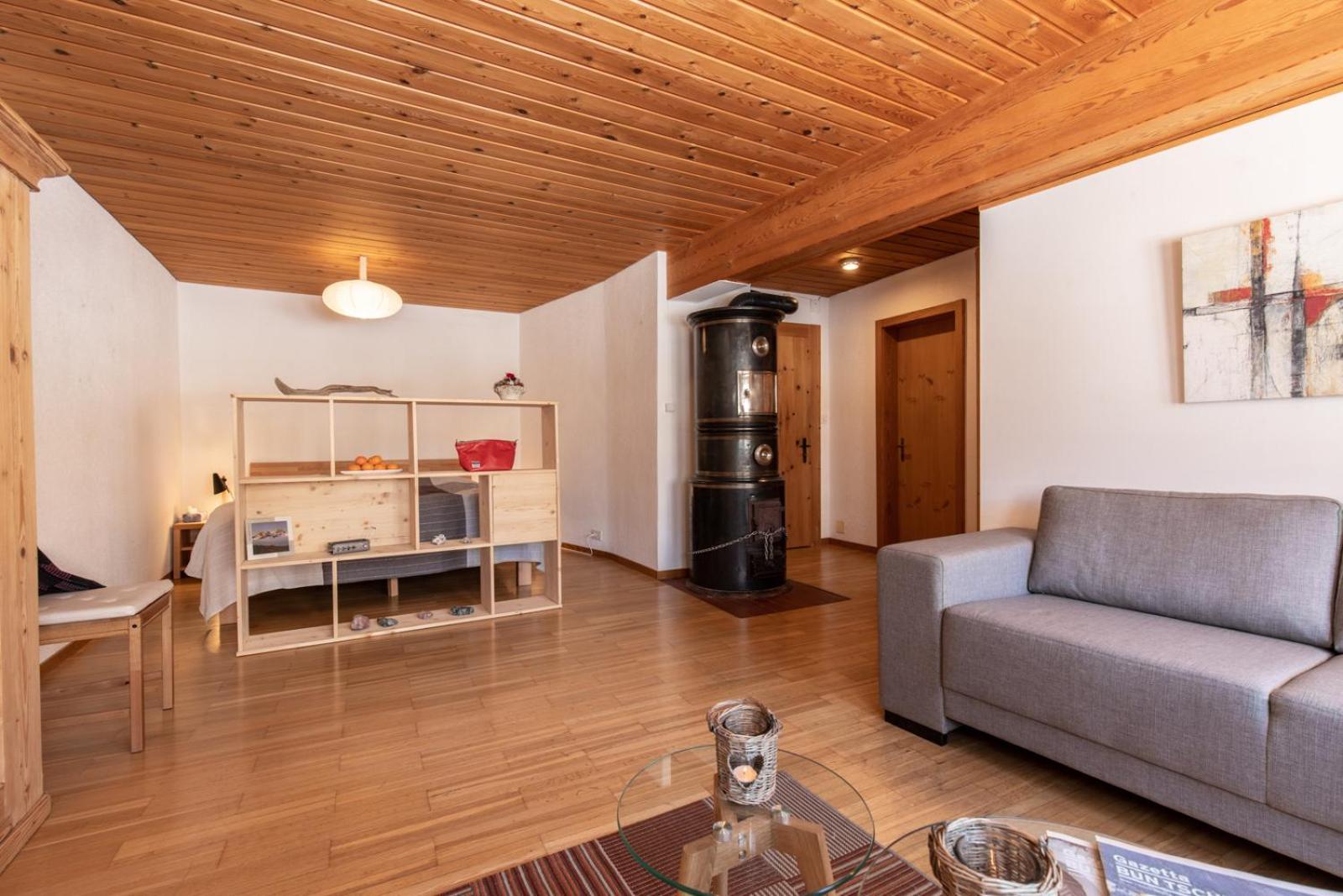 Chasa Curasch Apartment Scuol Bagian luar foto
